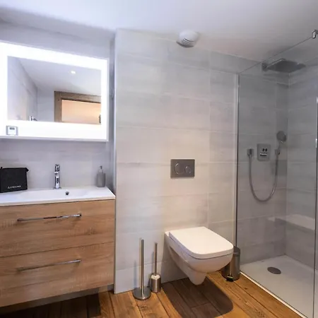 Chalet De L'ourse - 4 Pieces Pour 6 Personnes 181 * Courchevel